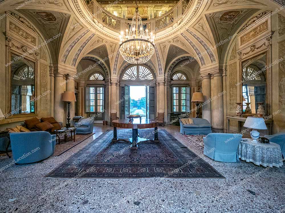 VF781fm - location antique italian villa with frescoed walls for photoshoot